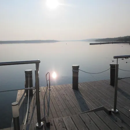 Seehaus Maria Mit Blick Auf Das Wasser