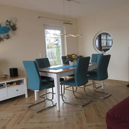 Seehaus Maria Mit Blick Auf Das Wasser