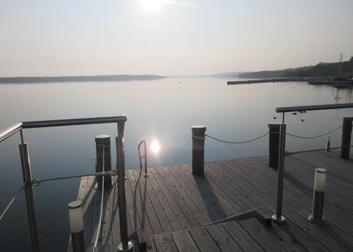 Seehaus Maria Mit Blick Auf Wasser